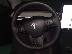 Tesla Model Y Rear-Wheel Drive - ფოტო 15