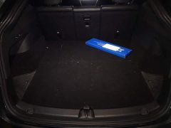 Tesla Model Y Rear-Wheel Drive - ფოტო 4