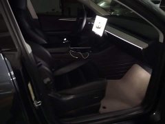 Tesla Model Y Rear-Wheel Drive - ფოტო 8