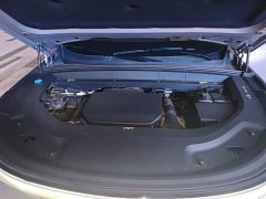 Li Auto L9 Max - ფოტო 16
