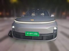 Li Auto L9 Max - ფოტო 2