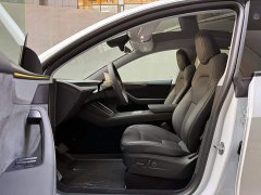 Tesla Model Y Facelift Long Range All-Wheel Drive - ფოტო 9