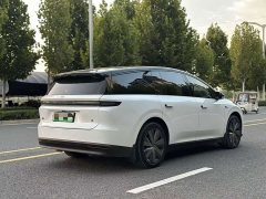 Li Auto i8 Standard Edition - ფოტო 3
