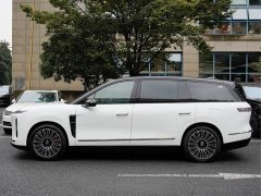 NIO ES8 Six-Seat Executive Luxury Edition - ფოტო 3
