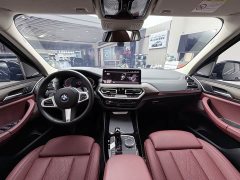 BMW X3 xDrive30i Leading Edition M Night Package - ფოტო 4
