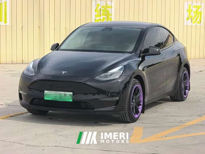 Tesla Model Y Standard Range RWD