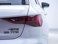 Audi A3 Sportback 35 TFSI Fashion Sport - ფოტო 10