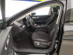 FAW Red Flag E-QM5 Facelift Base Mobility Edition - ფოტო 9