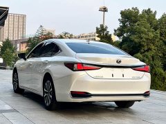 Lexus ES 2023 200 Luxury - ფოტო 5