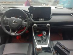 Toyota Venza 2.0L CVT AWD Luxury - ფოტო 10