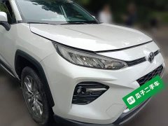 Toyota Venza 2.0L CVT AWD Luxury - ფოტო 3