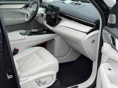 Volvo EM90 2025 Ultra Six-Seater - ფოტო 15