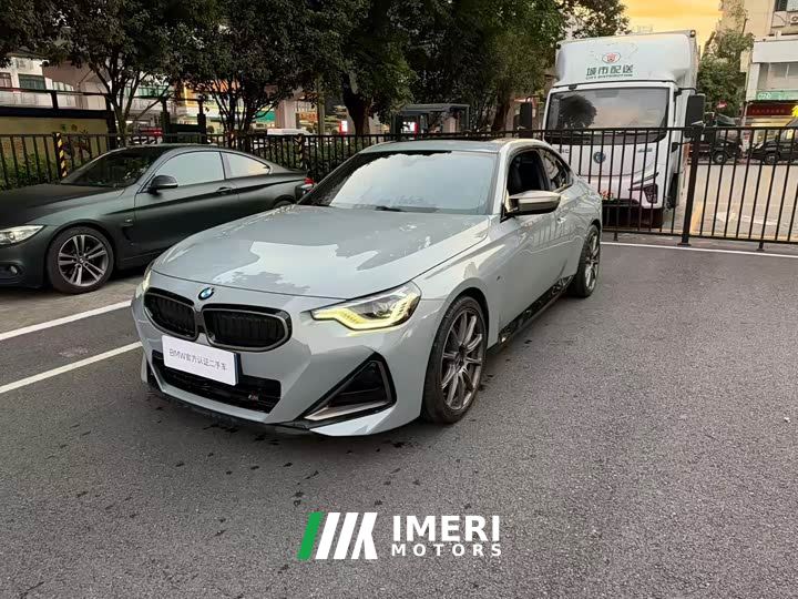 BMW M240i
