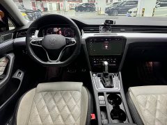 Volkswagen Magotan 2 Million Units Commemorative Edition 330TSI DSG Leading Version - ფოტო 10