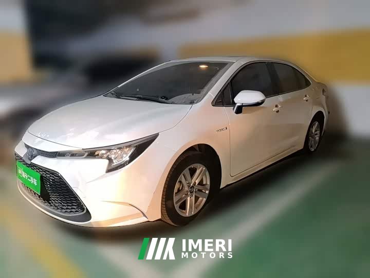 Toyota Corolla 2022 Hybrid 1.8H E-CVT Luxury - ავტომობილი ჩინეთიდან