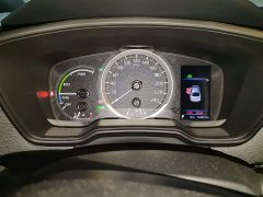 Toyota Corolla 2022 Hybrid 1.8H E-CVT Luxury - ფოტო 12