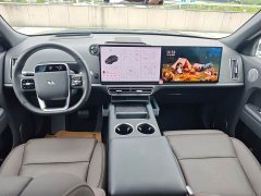 Li Auto L8 2023 Pro - ფოტო 4