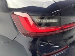 BMW 3 Series Facelift 325Li M Sport Package - ფოტო 19