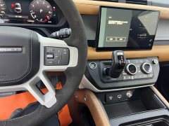 Land Rover Defender 90 3.0T P400 HSE - ფოტო 14