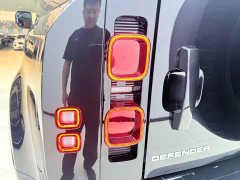 Land Rover Defender 90 3.0T P400 HSE - ფოტო 8