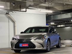 Lexus ES 260 Excellence Edition - ფოტო 1