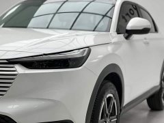 Honda Vezel 1.5L CVT Elite - ფოტო 4