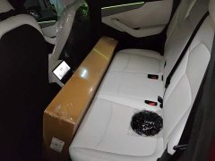 Tesla Model Y Rear-Wheel Drive - ფოტო 11