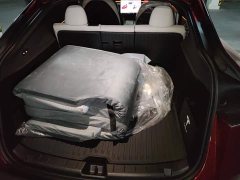 Tesla Model Y Rear-Wheel Drive - ფოტო 4
