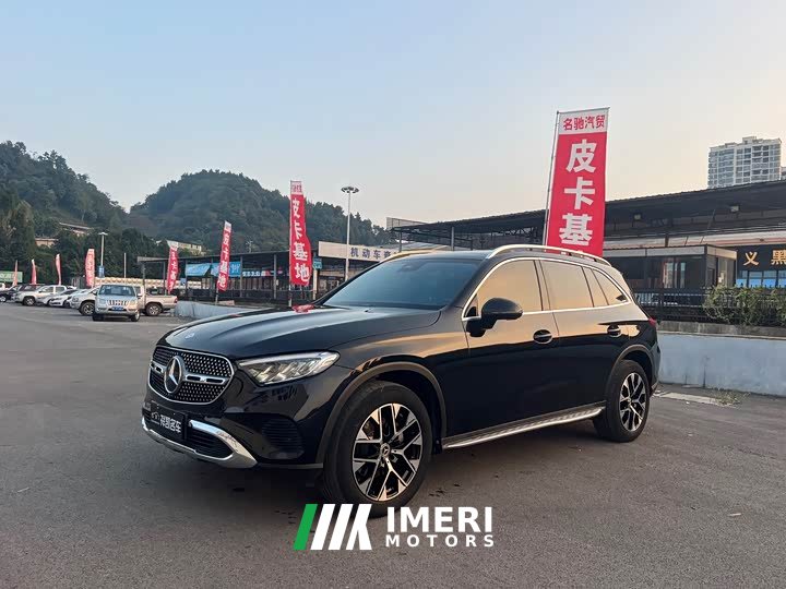 Mercedes-Benz GLC 260 L 4MATIC Dynamic 5-Seater