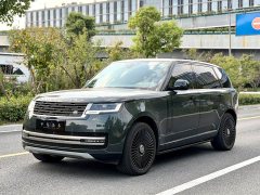 Land Rover Range Rover 3.0 L6 400PS Extended Wheelbase 7-Seater - ფოტო 1