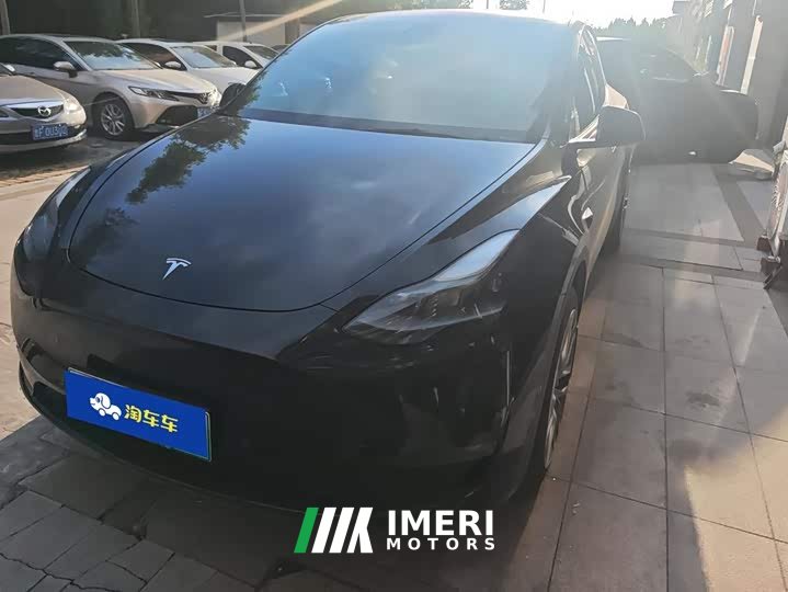 Tesla Model Y Standard Range RWD