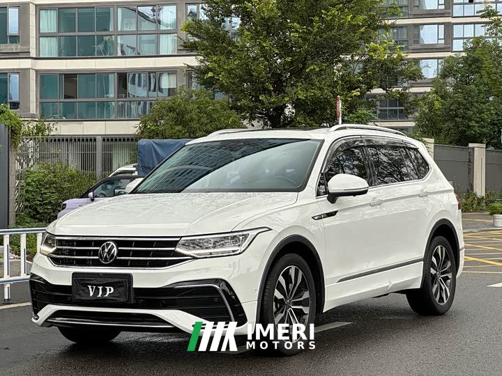 Volkswagen Tiguan L 330TSI Automatic FWD R-Line Comfort Edition - ავტომობილი ჩინეთიდან