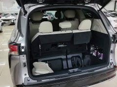 Toyota Sienna 2.5L Hybrid AWD Premium - ფოტო 4