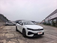 Volkswagen Jetta 2026 L 300TSI DSG Luxury - ფოტო 3
