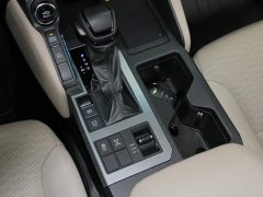 Toyota Prado 2024 2.4T All-Purpose TX 5-Seater - ფოტო 20