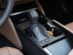 Lexus ES 200 Premium Edition - ფოტო 15