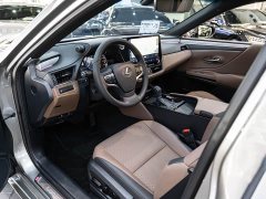 Lexus ES 200 Premium Edition - ფოტო 9
