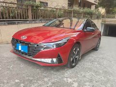 Hyundai Elantra 1.5L CVT Luxury - ფოტო 1