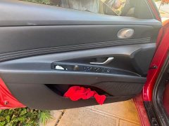 Hyundai Elantra 1.5L CVT Luxury - ფოტო 9