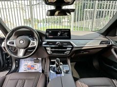 BMW 5 Series 530Li Premier M Sport Package - ფოტო 4