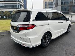 Honda Odyssey 2.0L Sharp Premium Edition - ფოტო 5