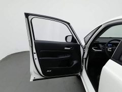 Honda Fit 1.5L CVT Trend Edition - ფოტო 8