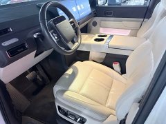 Li Auto Li Xiang MEGA Ultra - ფოტო 3