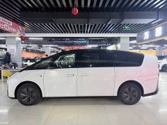 Li Auto Li Xiang MEGA Ultra - ფოტო 5