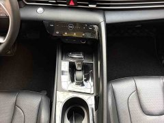 Hyundai Elantra 2022 1.5L CVT Luxury - ფოტო 16