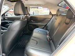 Hyundai Elantra 2022 1.5L CVT Luxury - ფოტო 7