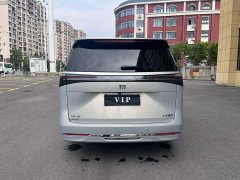 Buick GL8 New Energy Lusang Respect Edition - ფოტო 7