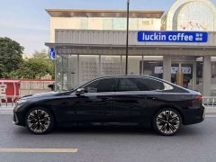 BMW 5 Series 530Li Luxury Edition Premium Package - ფოტო 3