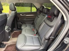 Ford Explorer 2027 2.3T EcoBoost 4WD Titanium Edition 7-seater - ფოტო 12
