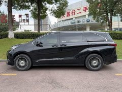 Toyota Sienna 2.5L Hybrid Comfort Edition - ფოტო 3